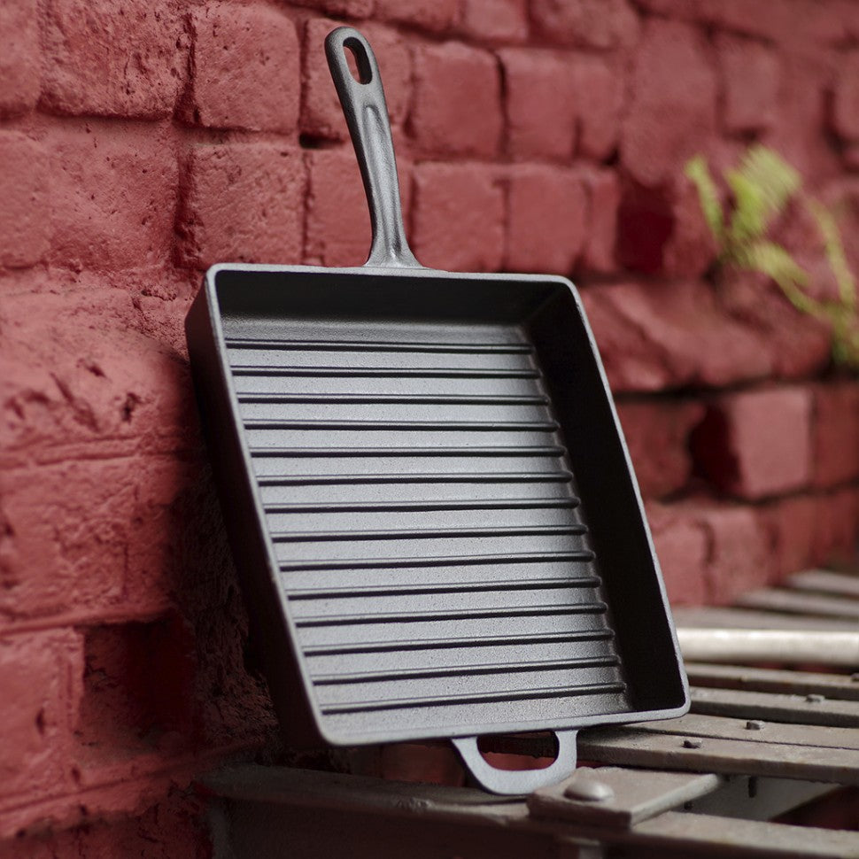 Cast Iron Square Grill Pan 26 x 4.5cm with Helper Handle